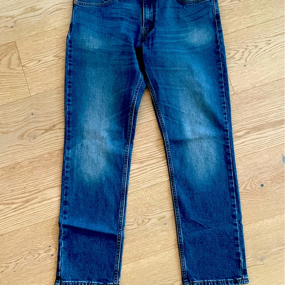 Levi’s Men’s 511 Slim size 34x32. Like new condition. No damages. - Picture 7 of 9